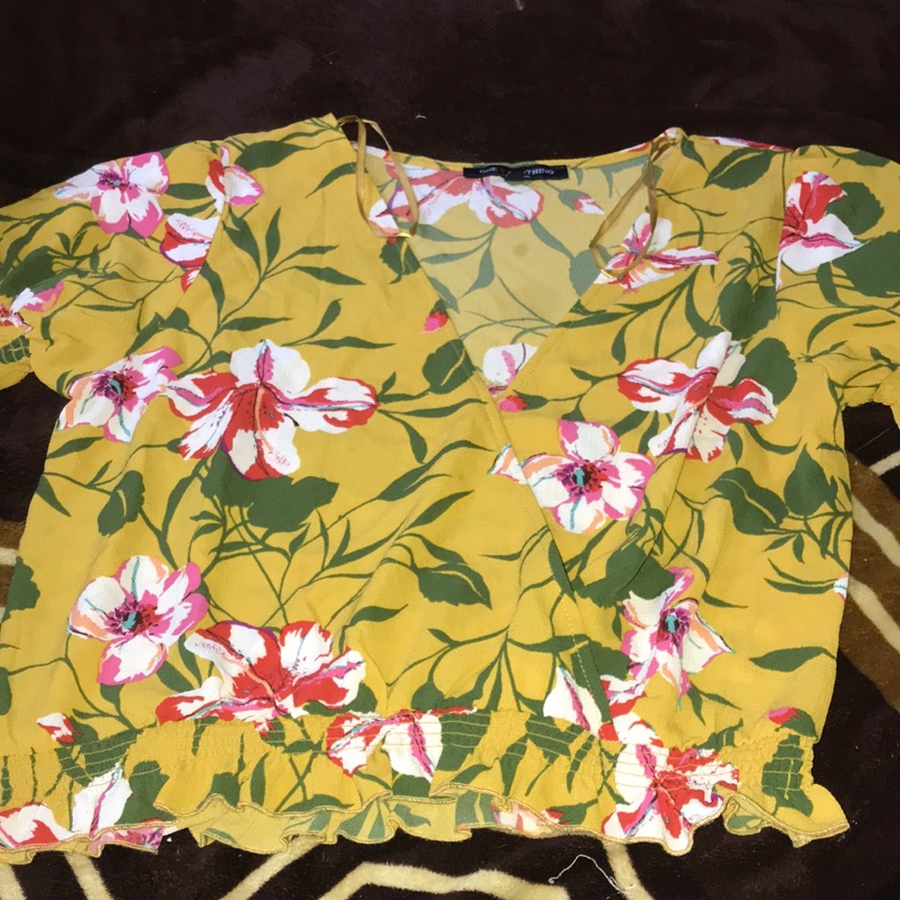 Yellow floral shirt💖💚💛❤️